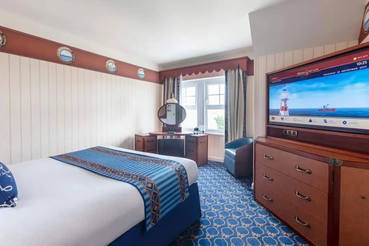 Hotel Newport Bay Club Disney: Todo lo que necesitas saber antes de ir