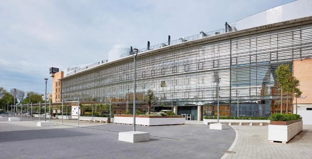 Hotel NH Plaza de Armas Sevilla: comodidad y ubicación inmejorable