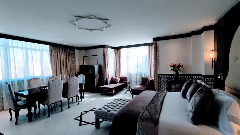 Hotel Saray Granada: comodidad y cercanía a las atracciones culturales