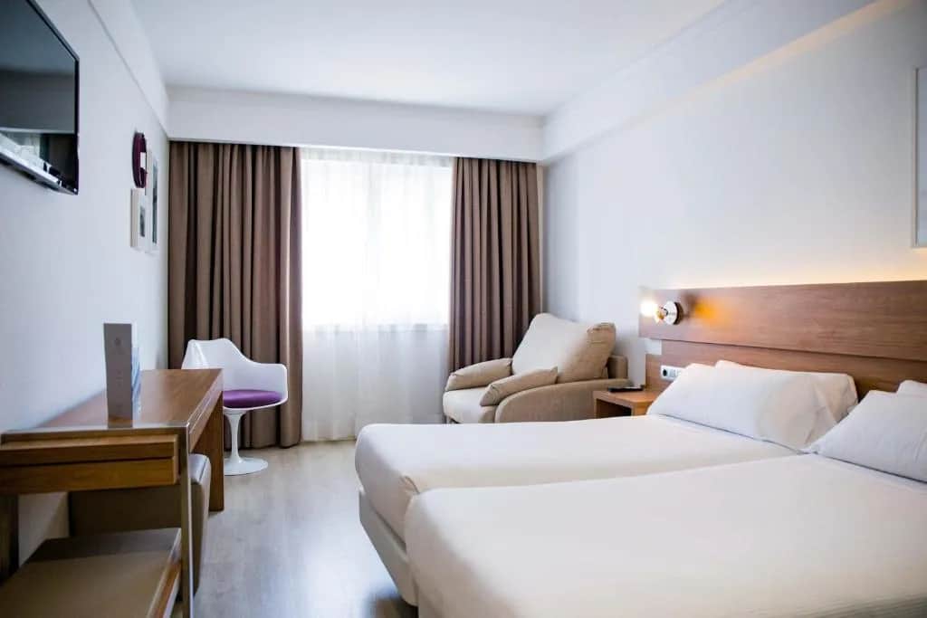 Hotel Gelmirez: comodidad y ubicación ideal en Santiago de Compostela